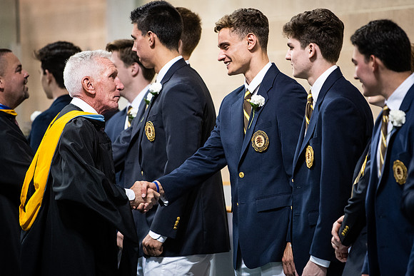 graduation19_wkl2_8076