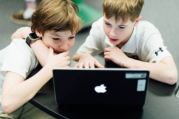 hourofcode_ls_jk_9263