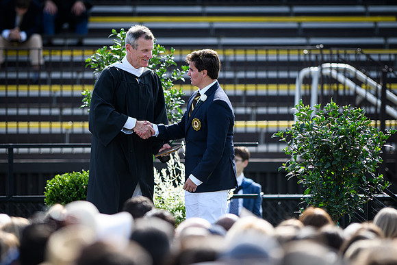 graduation22_diplomas_wkl_0883