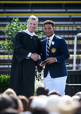 graduation22_diplomas_wkl_0599