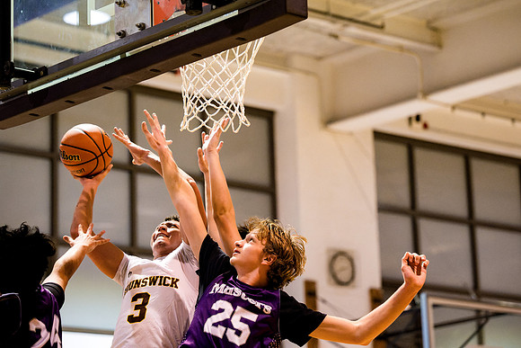 basketball_3rds_2025-02-12_ah_0271