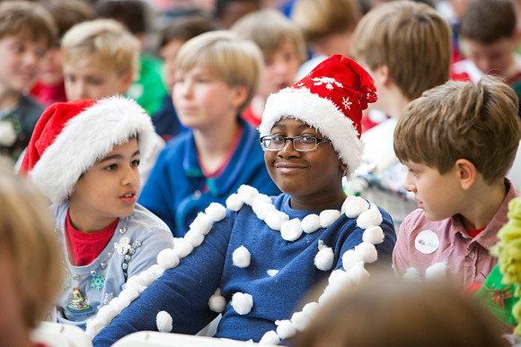 holidayassembly_all_mkras_9518