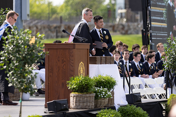 graduation22_diplomas_gh_0657