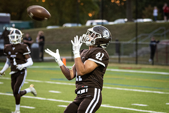 football_2019-09-27_wkl_2460