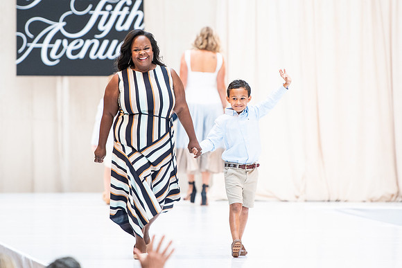 fashionshow19_runway_wkl_0611