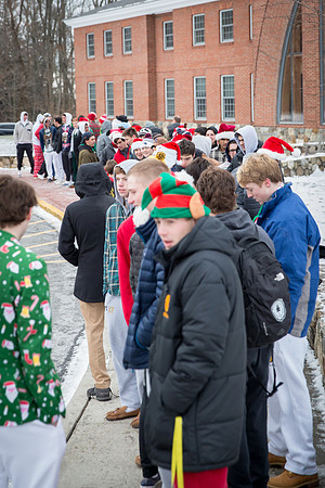 holiday_handshake17_jfess_4560