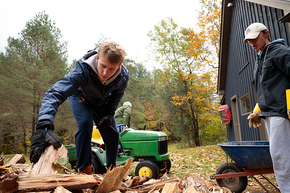 randolphvt1819_trip03_woodstack_bdf_0832