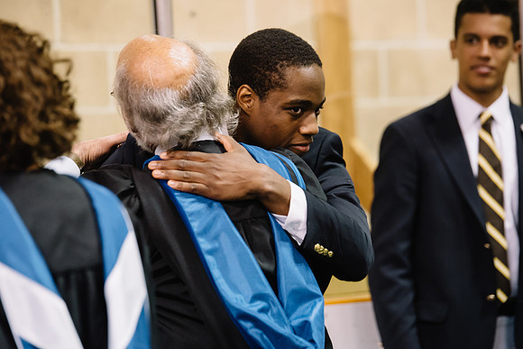 graduation16_hp_9675