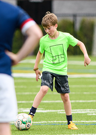 gr4faculty_soccer22_wkl_5927