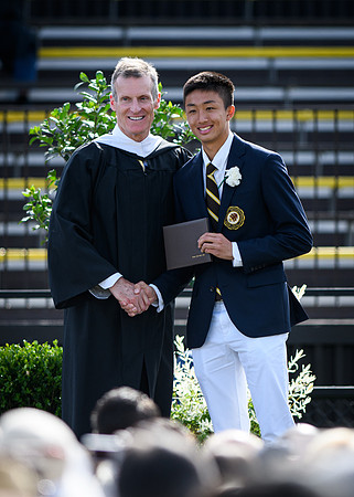 graduation22_diplomas_wkl_0852