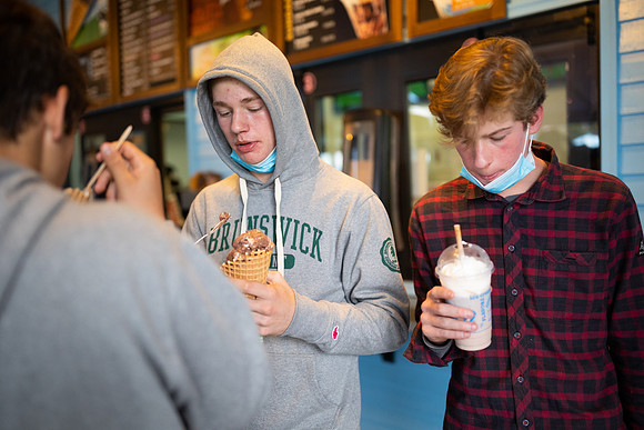 randolphvt2122_trip01_benjerrys_bdf_7527