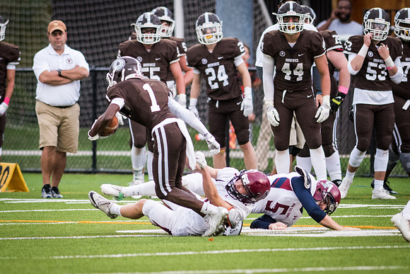 hc17_football_wkl_3831