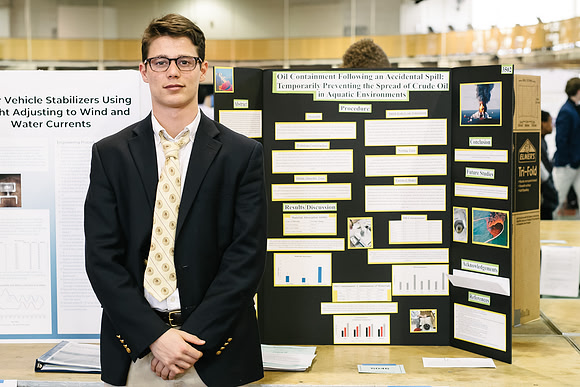 sciencefair19_ah_0029_1