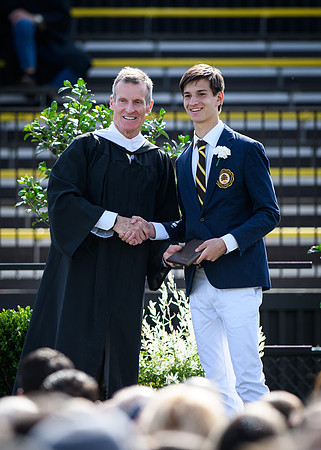 graduation22_diplomas_wkl_0560