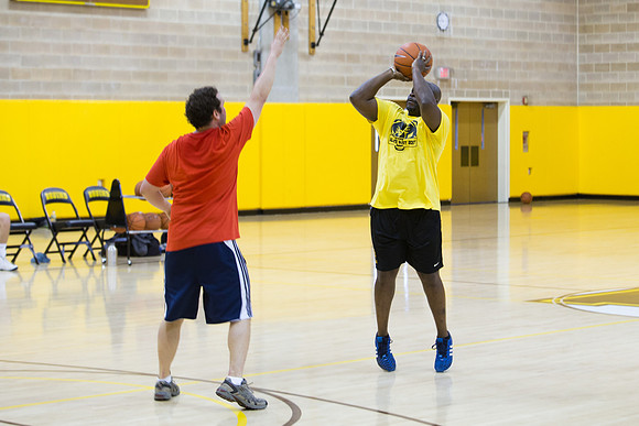 alumni_bust17_mkras_0016