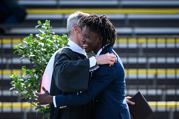 graduation22_diplomas_wkl_0737