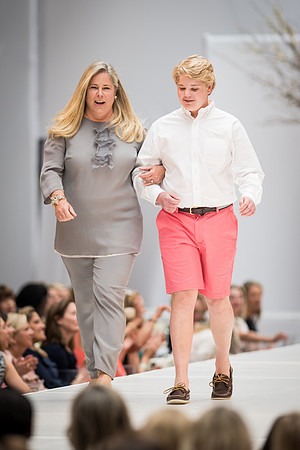 fashionshow17_runway_wkl_0735