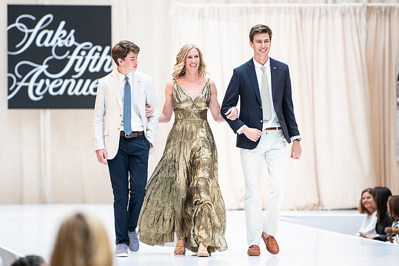 fashionshow19_runway_wkl_0555