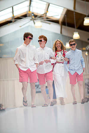 fashionshow19_runway_mk_0364