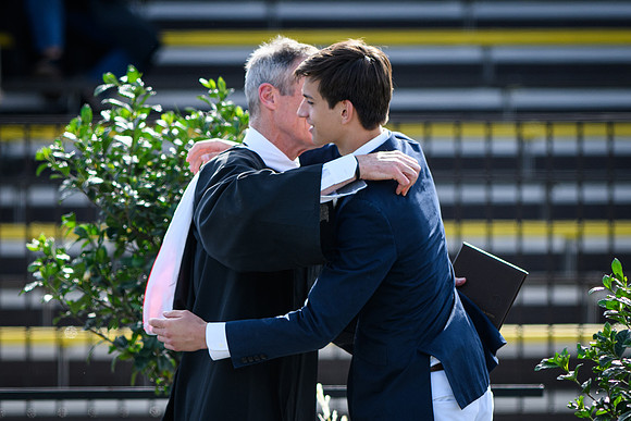 graduation22_diplomas_wkl_0554