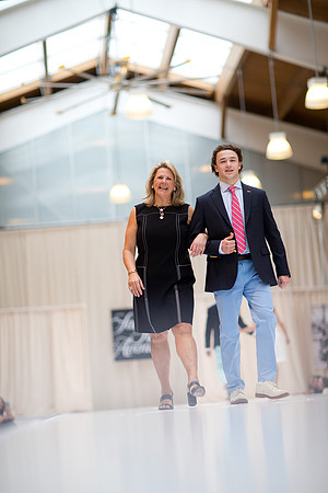 fashionshow19_runway_mk_0253