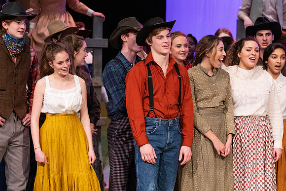 oklahoma_wintermusical_us_dburns_9340