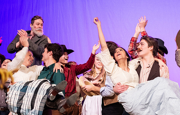 oklahoma_wintermusical_us_dburns_0949