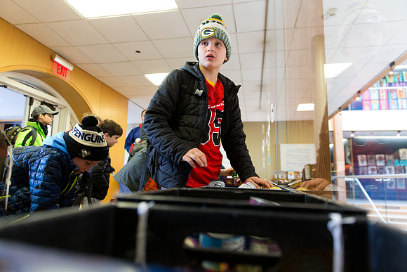 souperbowl_fooddrive_ls_mkras_0055