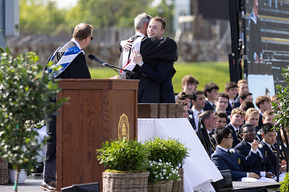 graduation22_diplomas_gh_0573