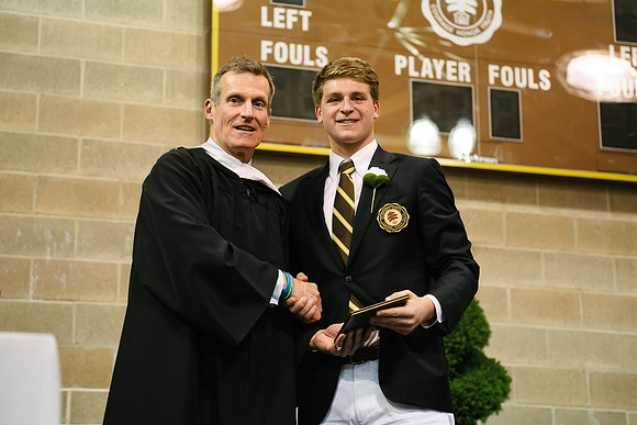 graduation19_ah_0559