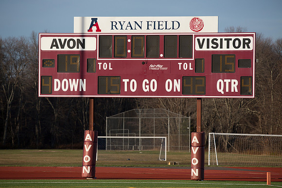 football_nepsac15_mg_8256