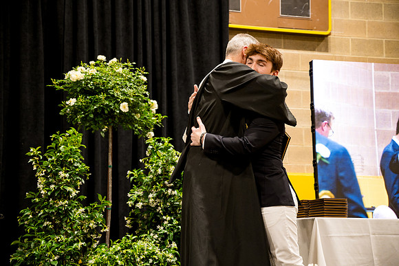 graduation25_diploma_ah_0822