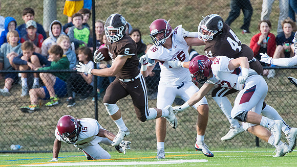 hc17_football_dburns_7418