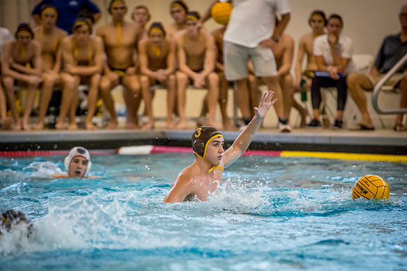 hc17_waterpolo_jfess_9076