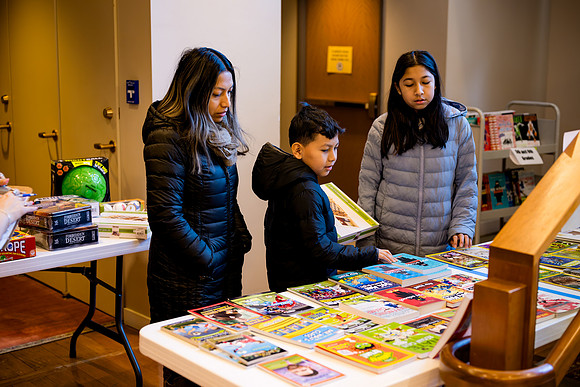 alumni_adc_toydrive24_horizons_ah_0018