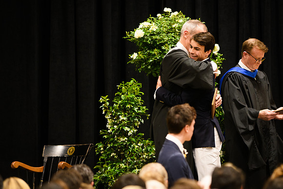 graduation25_diploma_wkl1_4662