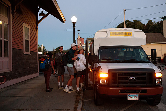 randolphvt1819_trip01_arrival_bdf_2010