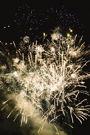 hc15_bonfireworks_jk_02915