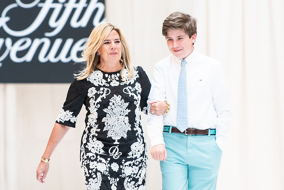 fashionshow19_runway_wkl_1022