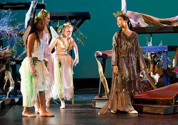 usfallplay_midsummersnight_dburns_1412