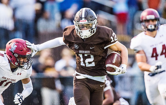 hc17_football_dburns_7872