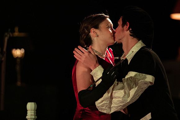 actorsnightmare_fallplay_us_gh_0048