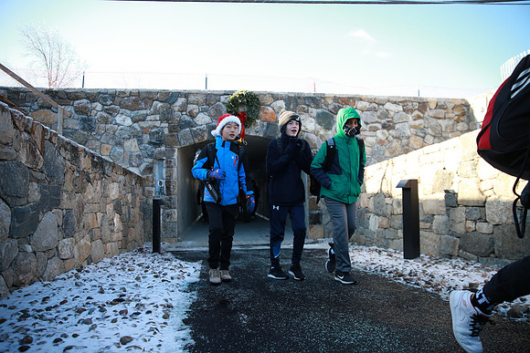 holiday19_bearcave_mkras_0048