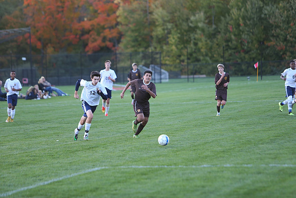hc15_soccer_jv_mkras_0150