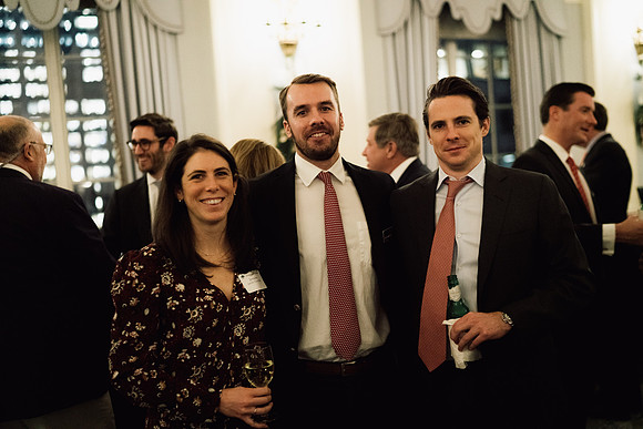 alumni_holidayparty19_jk_2674