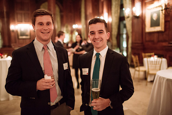 alumni_holiday14_jk_7321