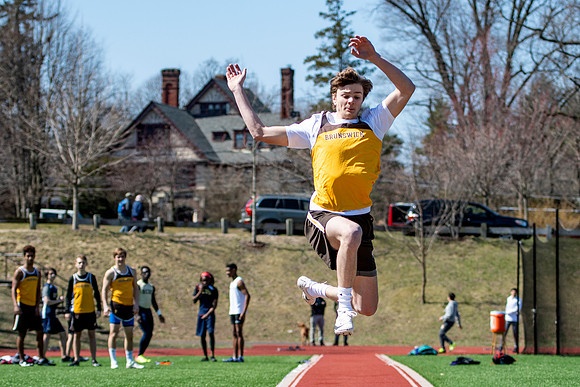 trackfield_2019-04-06_dburns_4556