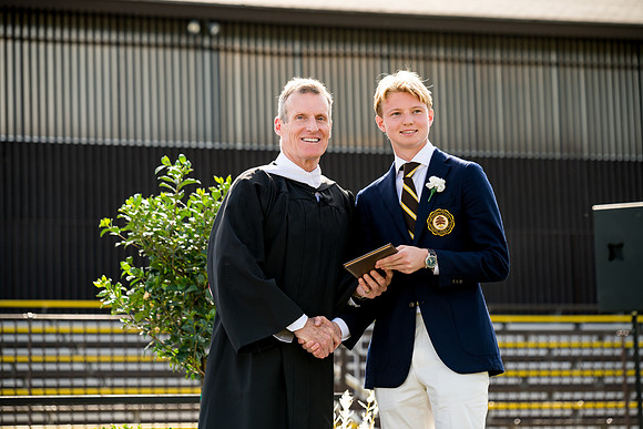 graduation22_diplomas_ah_0211