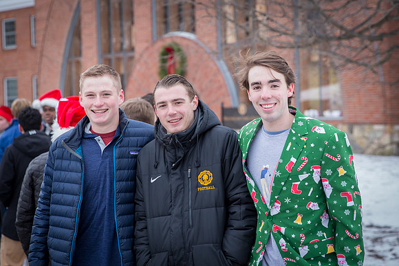 holiday_handshake17_jfess_4521