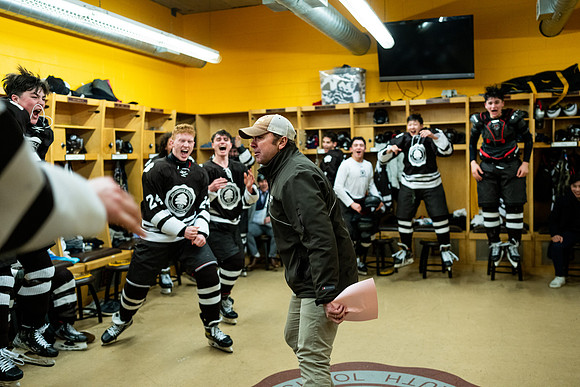 hockey_2022-03-02_nepsihaquarter_jk_5504